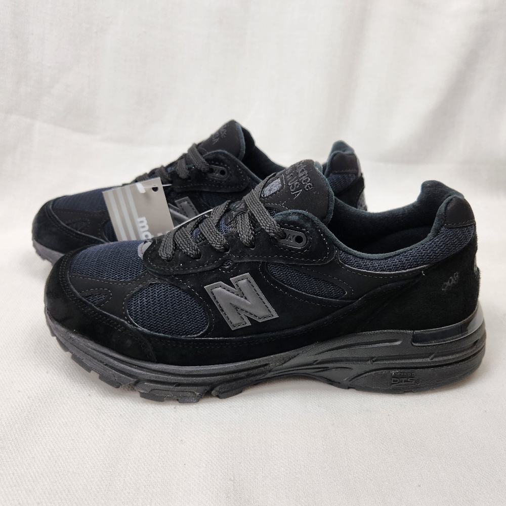 New balance 993 Black On Black Suede Sneakers. USA - Picture 2 of 13